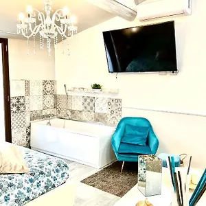 Pensión Mizzicahome Solemare, Catania